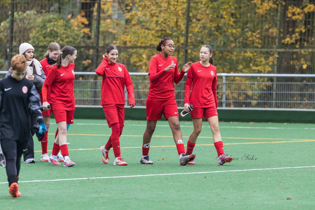 Bild 105 - wCJ VfL Pinneberg - Eimsbuettler TV : Ergebnis: 0:3